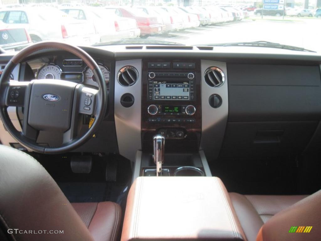 2008 Expedition King Ranch - Stone Green Metallic / Charcoal Black/Chaparral Leather photo #10