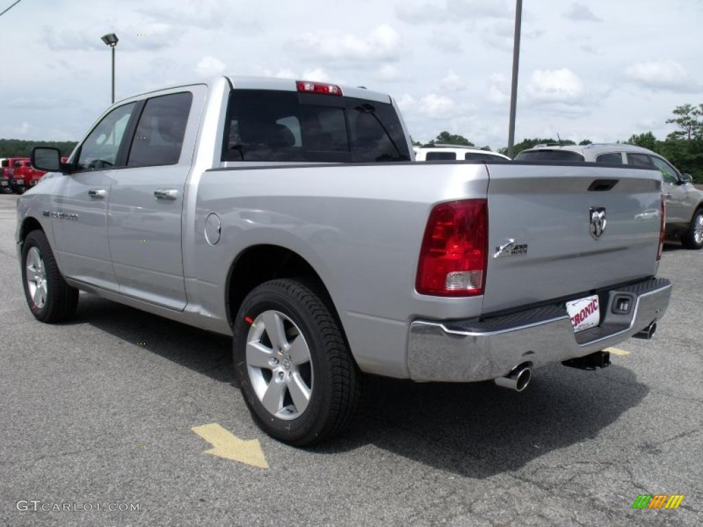 2011 Ram 1500 Big Horn Crew Cab - Bright Silver Metallic / Dark Slate Gray/Medium Graystone photo #6