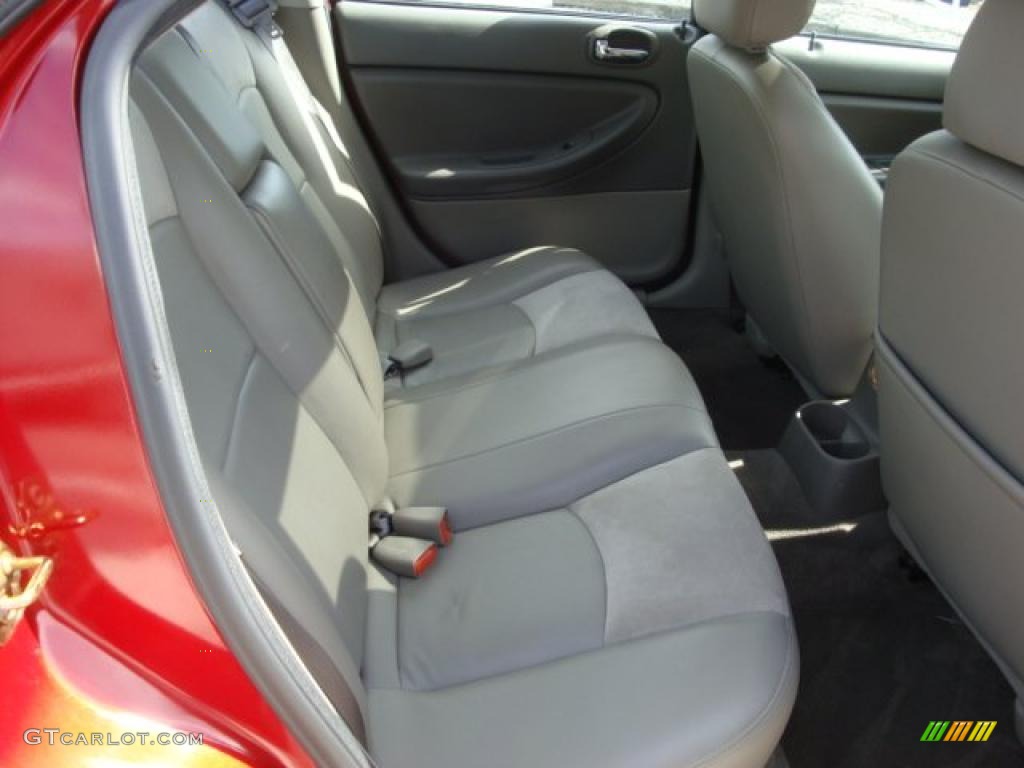 2004 Sebring Limited Sedan - Inferno Red Pearl / Taupe photo #16