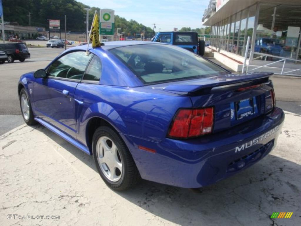 2004 Mustang V6 Coupe - Sonic Blue Metallic / Medium Graphite photo #2
