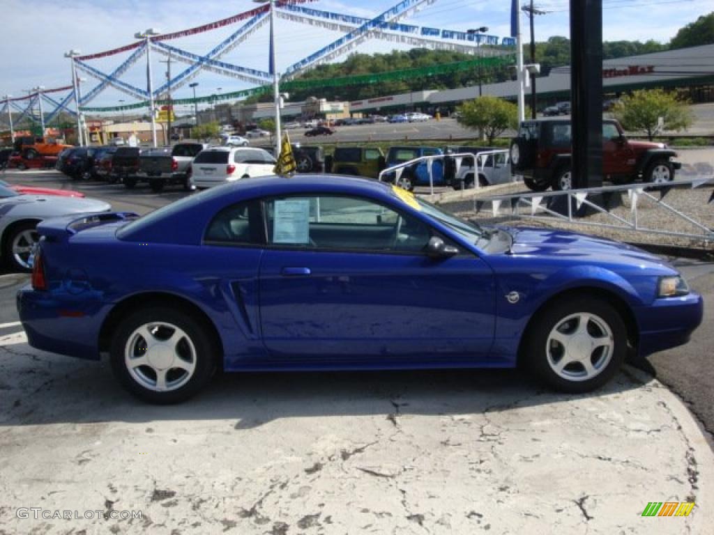 2004 Mustang V6 Coupe - Sonic Blue Metallic / Medium Graphite photo #5