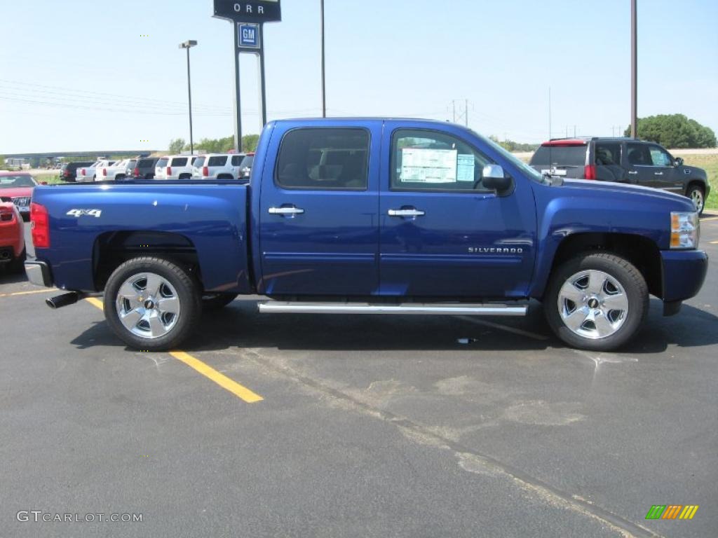 2010 Silverado 1500 LT Crew Cab 4x4 - Laser Blue Metallic / Light Titanium/Ebony photo #4