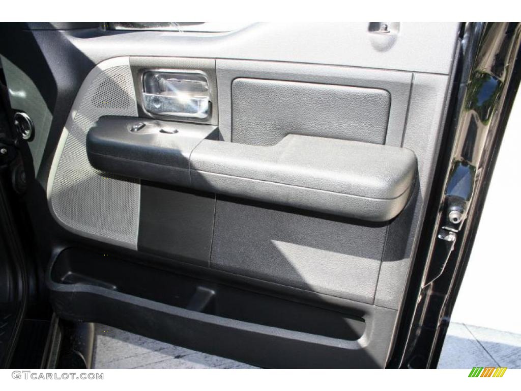 2004 F150 FX4 SuperCrew 4x4 - Black / Black photo #42