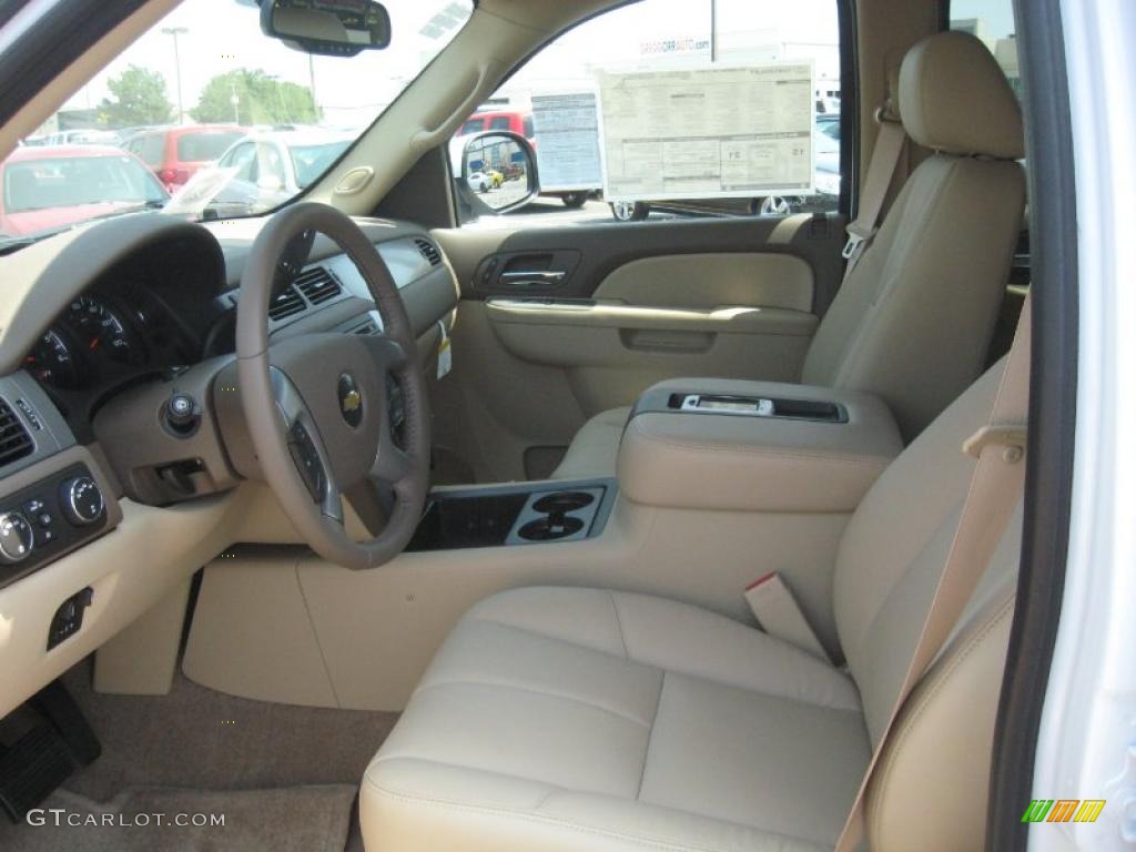 2011 Suburban LT 4x4 - Summit White / Light Cashmere/Dark Cashmere photo #11