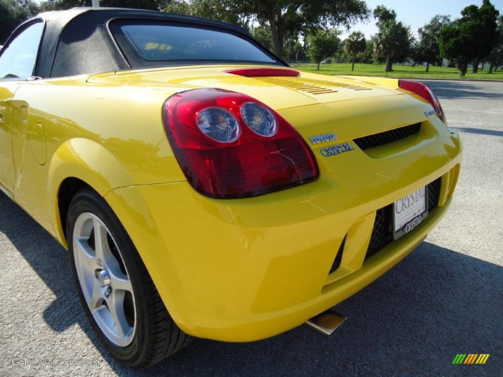 2004 MR2 Spyder Roadster - Solar Yellow / Black photo #7