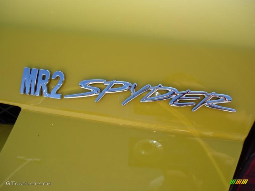 2004 MR2 Spyder Roadster - Solar Yellow / Black photo #9