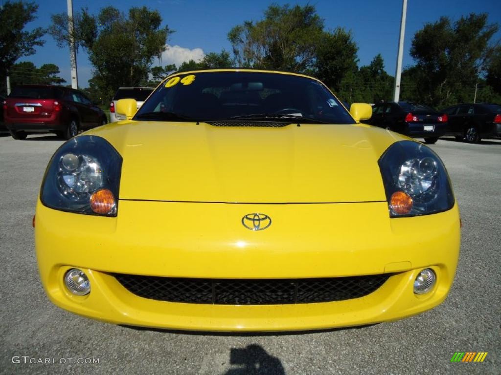 2004 MR2 Spyder Roadster - Solar Yellow / Black photo #17