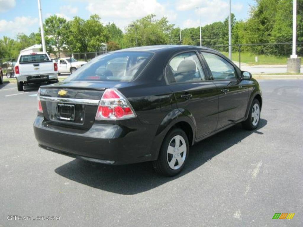 2010 Aveo LT Sedan - Black Granite / Charcoal photo #2