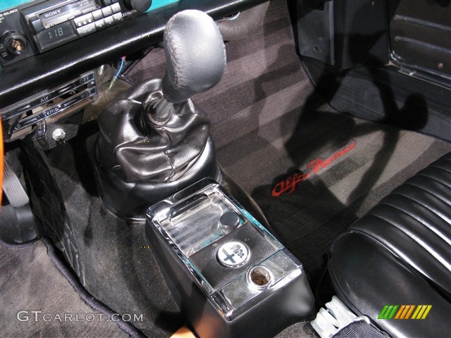 1969 Alfa Romeo 1750 Spider Veloce Standard 1750 Spider Veloce Model Transmission Photos
