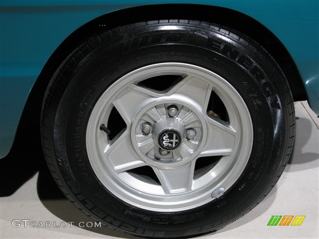 1969 Alfa Romeo 1750 Spider Veloce Standard 1750 Spider Veloce Model Wheel Photos