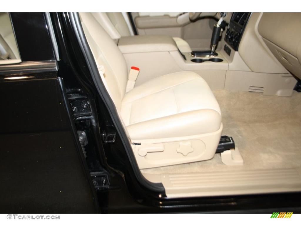 2008 Explorer XLT - Black / Camel photo #9