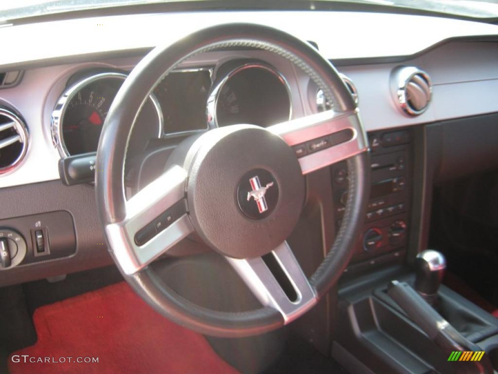 2005 Mustang GT Premium Coupe - Performance White / Red Leather photo #10