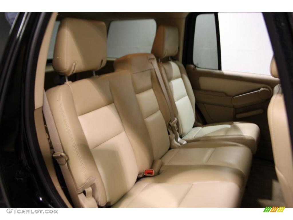 2008 Explorer XLT - Black / Camel photo #38