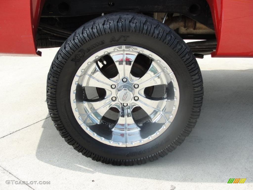 2007 Silverado 1500 LS Crew Cab 4x4 - Victory Red / Dark Titanium Gray photo #15