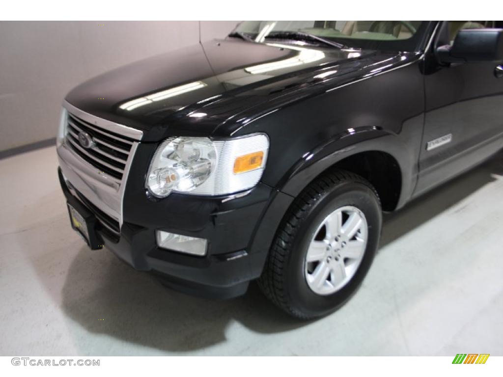 2008 Explorer XLT - Black / Camel photo #49