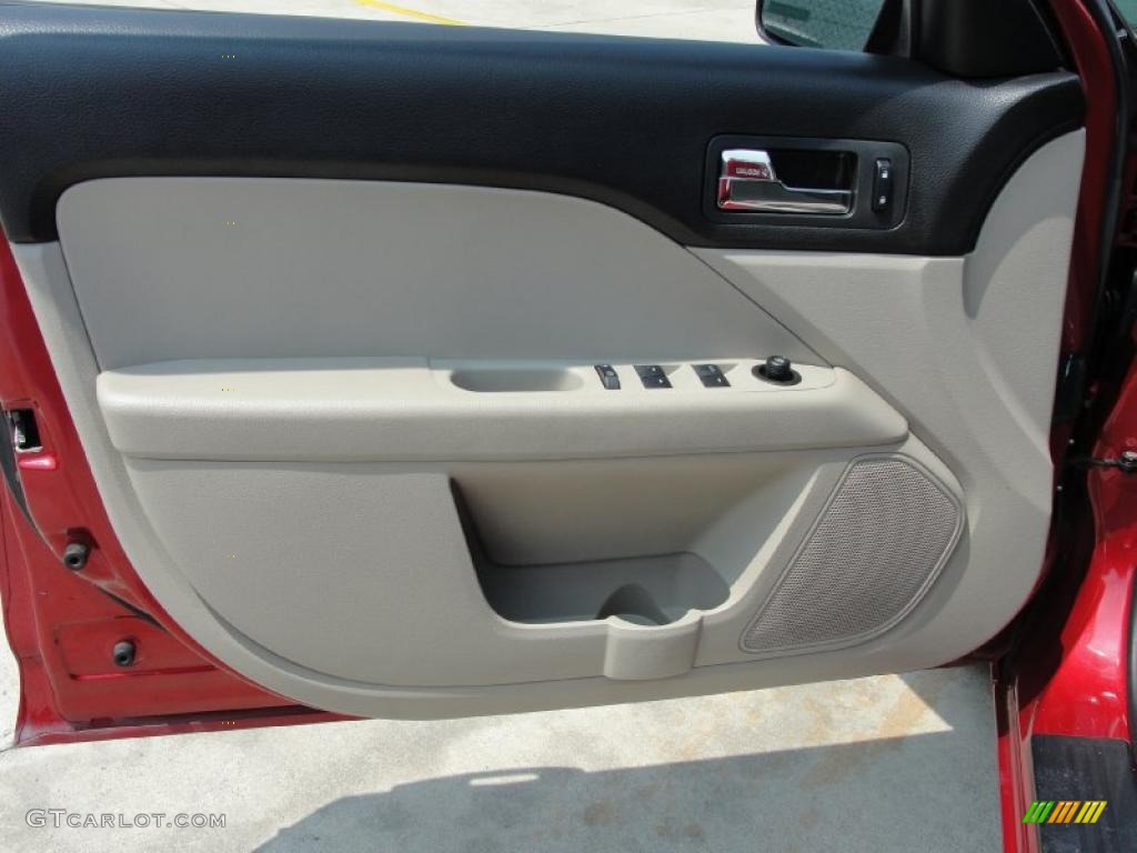 2008 Fusion S - Redfire Metallic / Medium Light Stone photo #32
