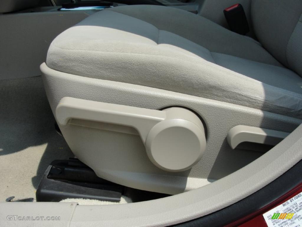 2008 Fusion S - Redfire Metallic / Medium Light Stone photo #36