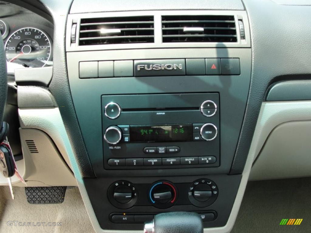 2008 Fusion S - Redfire Metallic / Medium Light Stone photo #38