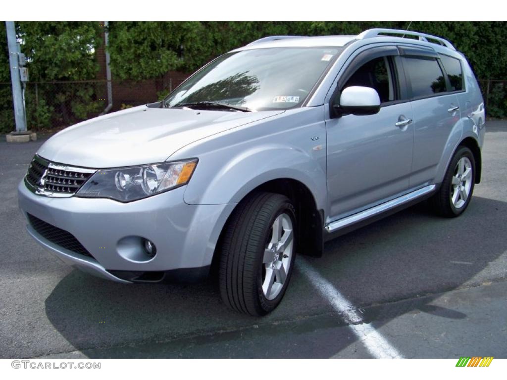 2009 Outlander XLS 4WD - Cool Silver Metallic / Black photo #1