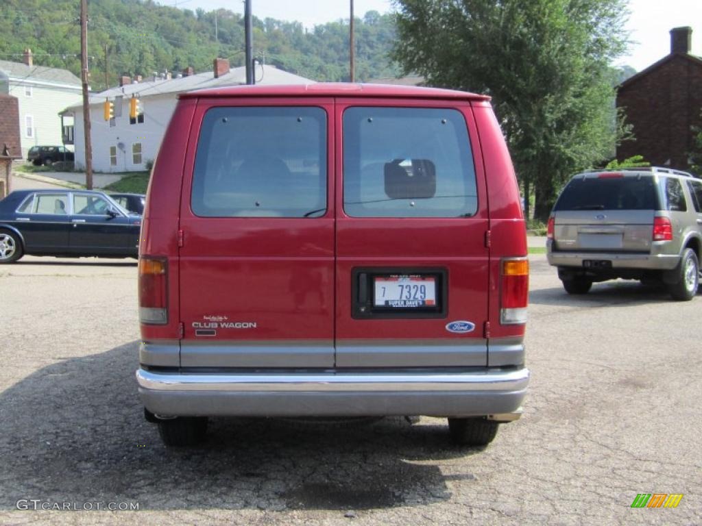 1993 E Series Van E150 Club Wagon Passenger - Electric Current Red Metallic / Gray photo #6