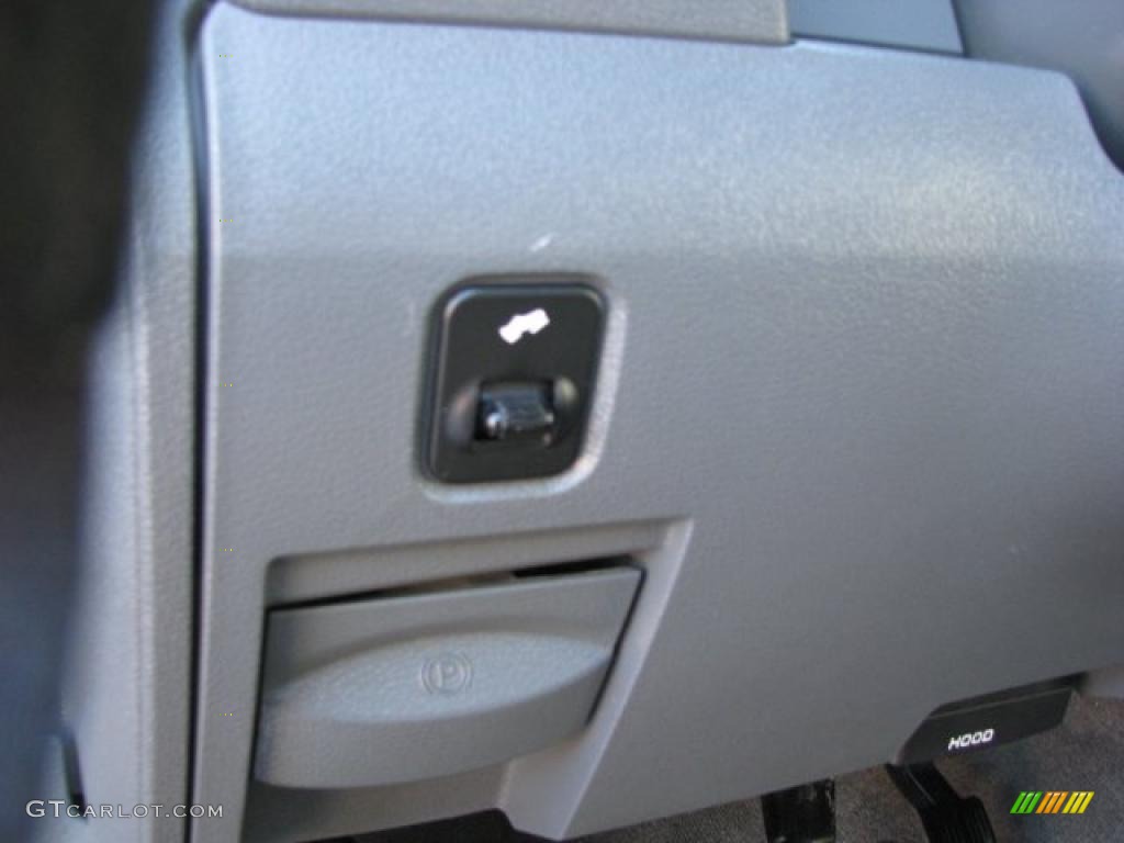 2007 Ram 3500 Laramie Quad Cab 4x4 - Electric Blue Pearl / Medium Slate Gray photo #13