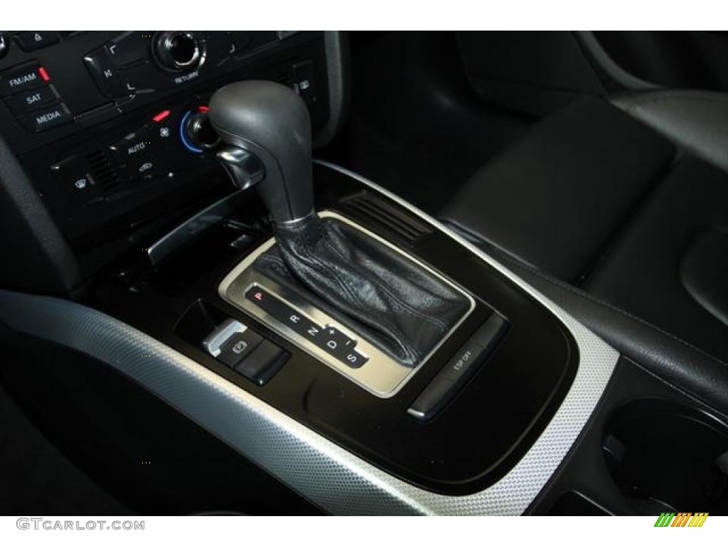 2009 A4 2.0T Sedan - Brilliant Black / Black photo #28