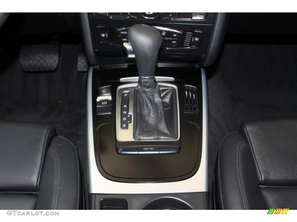 2009 A4 2.0T Sedan - Brilliant Black / Black photo #40