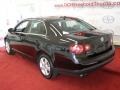 Black - Jetta SE Sedan Photo No. 6