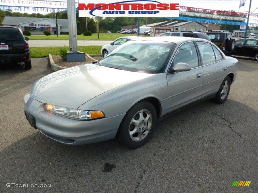 1998 Intrigue GL - Silver Metallic / Gray photo #5