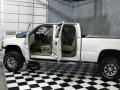 2004 Summit White GMC Sierra 2500HD SLT Crew Cab 4x4  photo #45