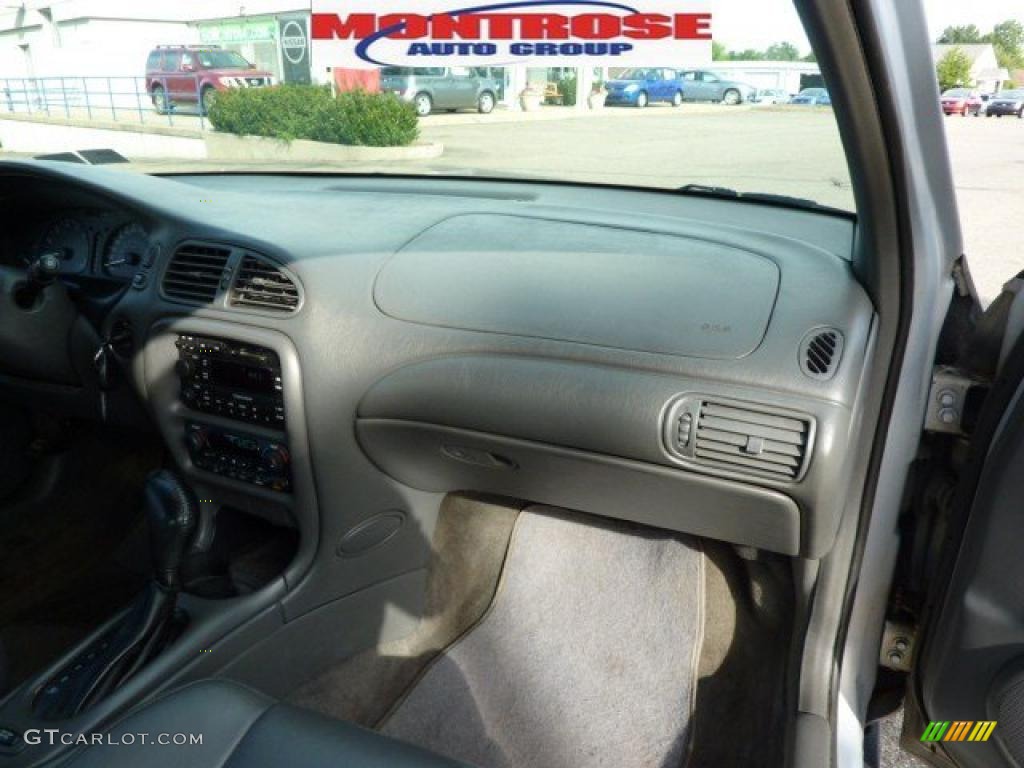 1998 Intrigue GL - Silver Metallic / Gray photo #25