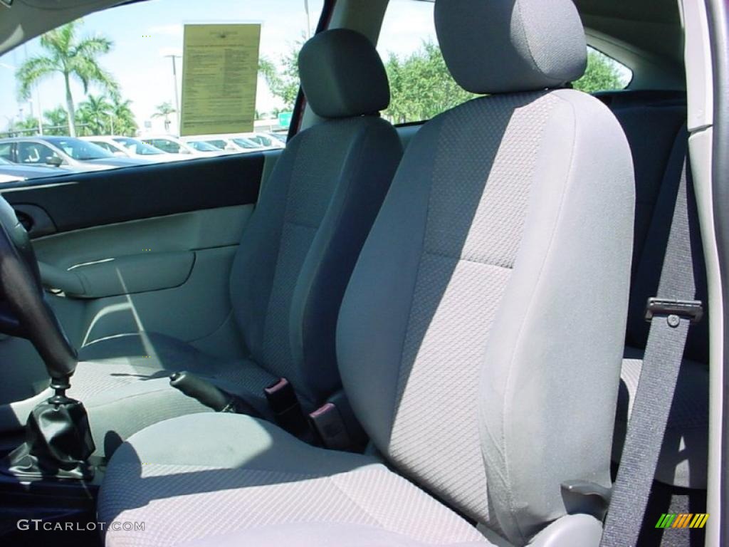 2005 Focus ZX3 S Coupe - Sangria Red Metallic / Dark Flint/Light Flint photo #16