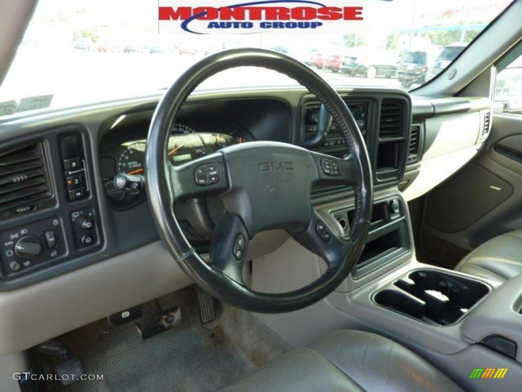 2004 Yukon XL 1500 SLT 4x4 - Onyx Black / Stone Gray photo #16