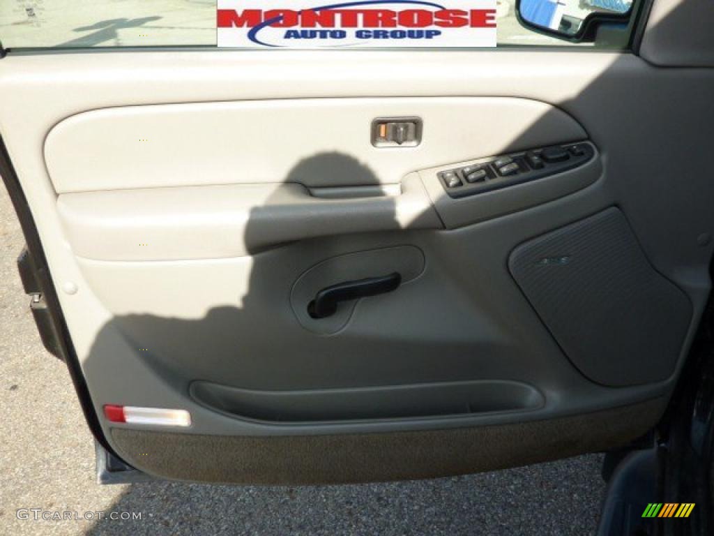 2004 Yukon XL 1500 SLT 4x4 - Onyx Black / Stone Gray photo #17