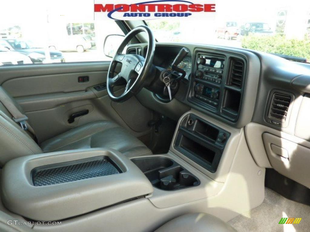 2004 Yukon XL 1500 SLT 4x4 - Onyx Black / Stone Gray photo #25