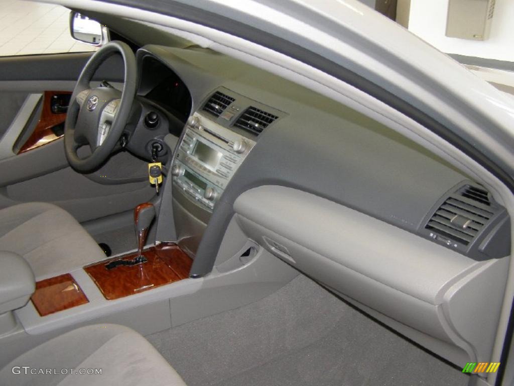 2008 Camry XLE - Classic Silver Metallic / Ash photo #29