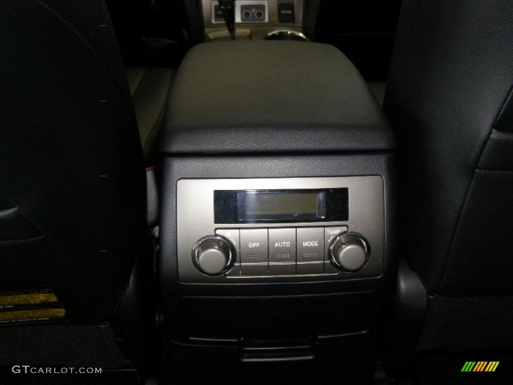 2009 Highlander Sport 4WD - Blizzard White Pearl / Black photo #24