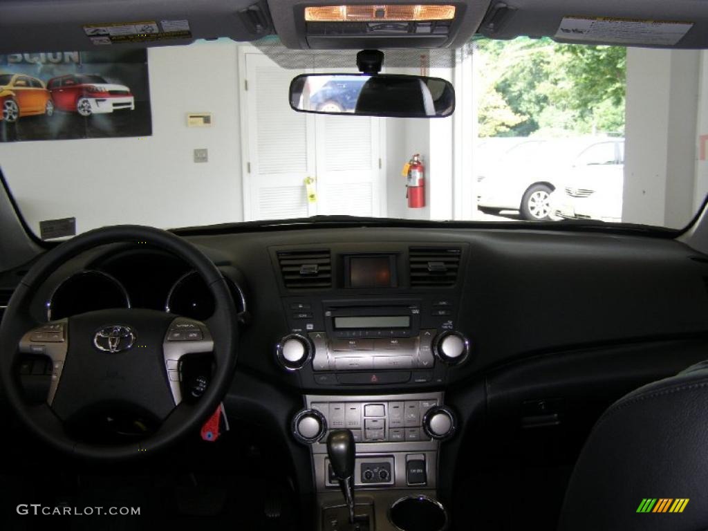 2009 Highlander Sport 4WD - Blizzard White Pearl / Black photo #26