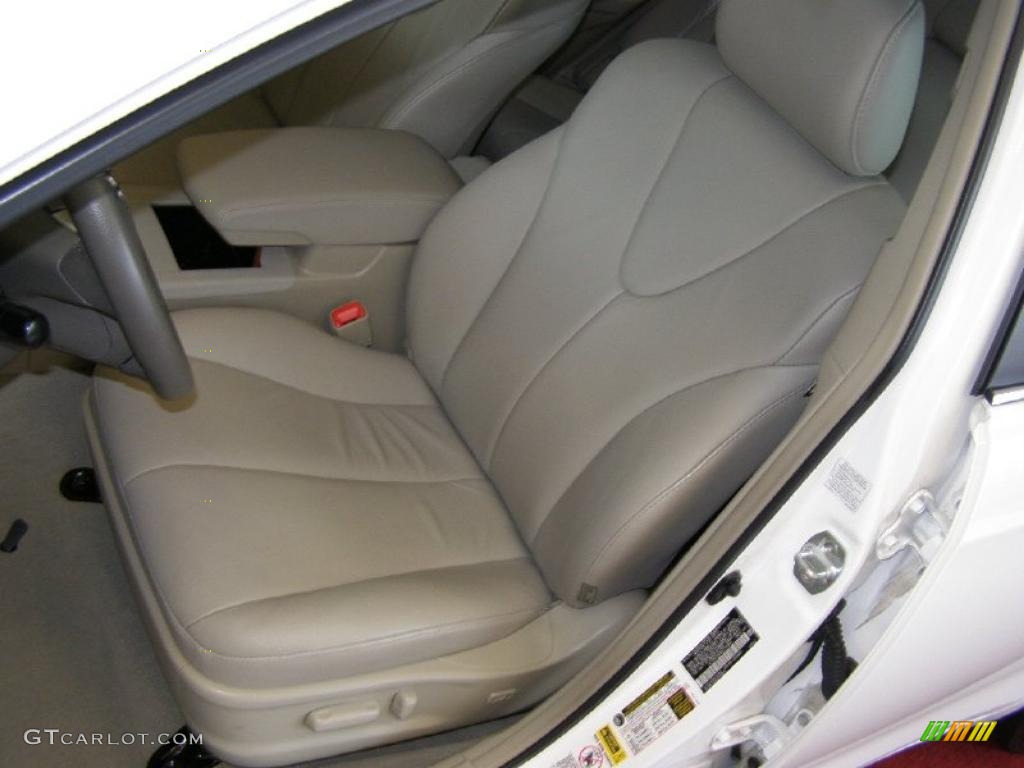 2008 Camry XLE - Super White / Bisque photo #14