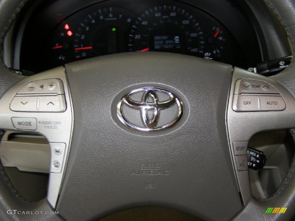 2008 Camry XLE - Super White / Bisque photo #19