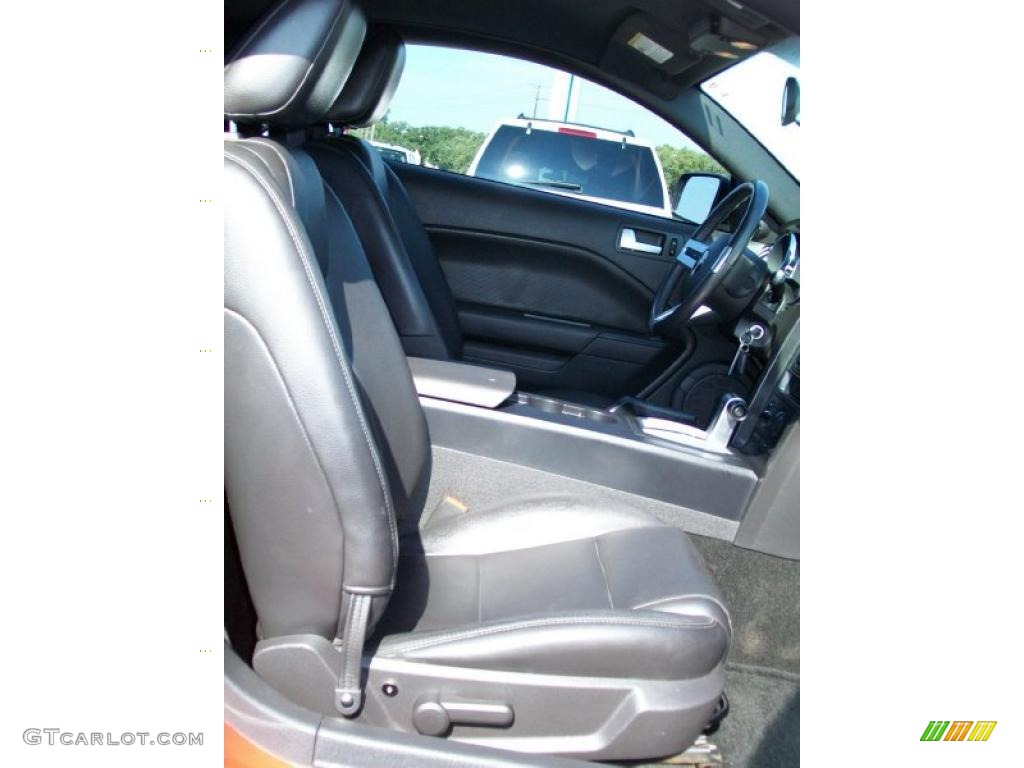 2005 Mustang V6 Premium Coupe - Windveil Blue Metallic / Dark Charcoal photo #8
