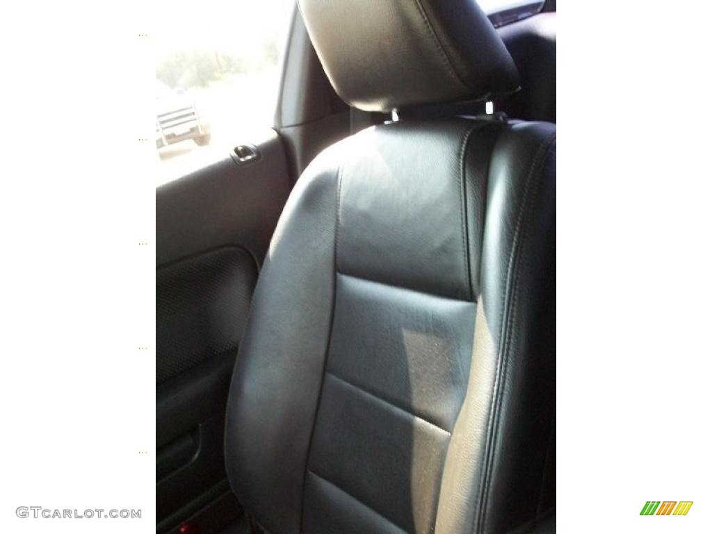 2005 Mustang V6 Premium Coupe - Windveil Blue Metallic / Dark Charcoal photo #19