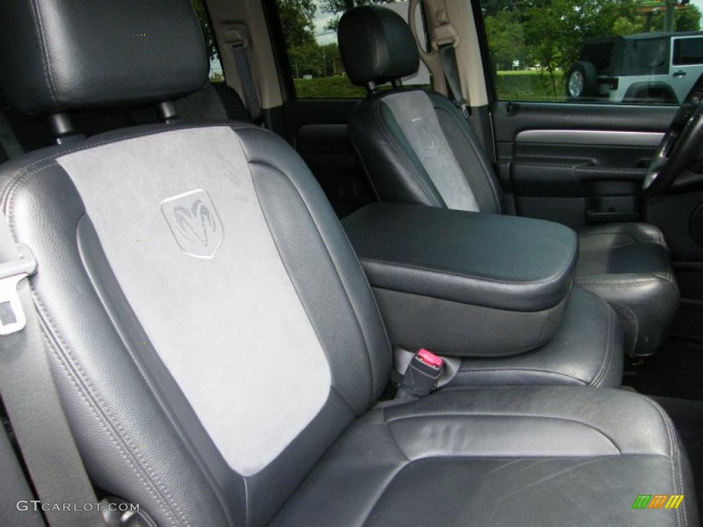 2005 Ram 1500 Sport Quad Cab - Mineral Gray Metallic / Dark Slate Gray photo #27