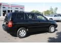 Black - Highlander 4WD Photo No. 2