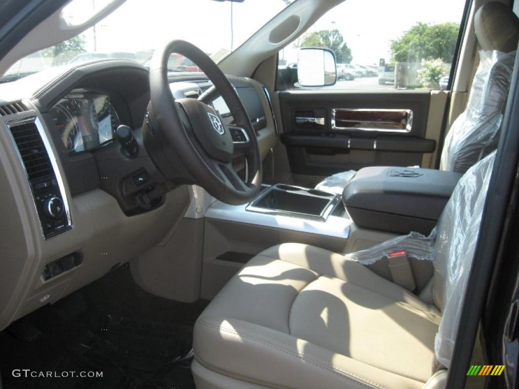 2010 Ram 2500 Laramie Crew Cab 4x4 - Rugged Brown Pearl / Light Pebble Beige/Bark Brown photo #11