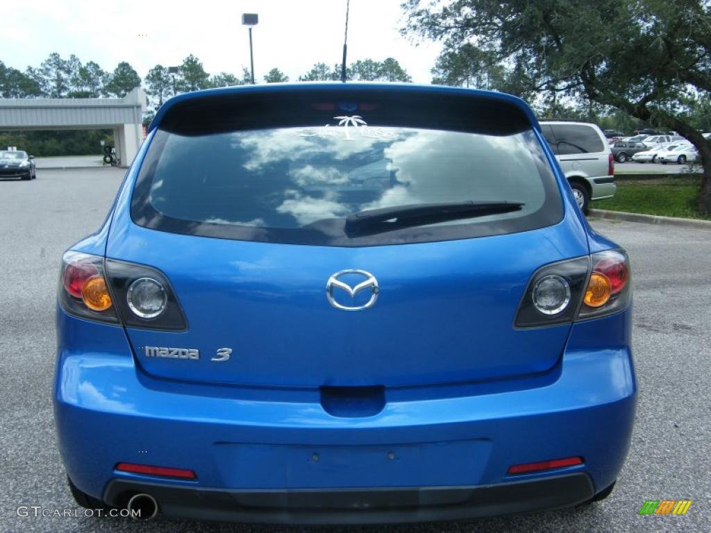 2006 MAZDA3 s Hatchback - Winning Blue Metallic / Black/Blue photo #4