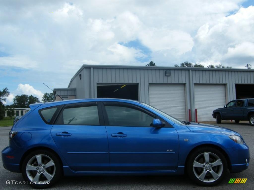 2006 MAZDA3 s Hatchback - Winning Blue Metallic / Black/Blue photo #6