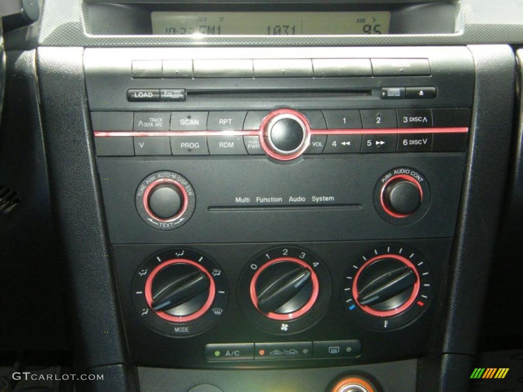 2006 MAZDA3 s Hatchback - Winning Blue Metallic / Black/Blue photo #20