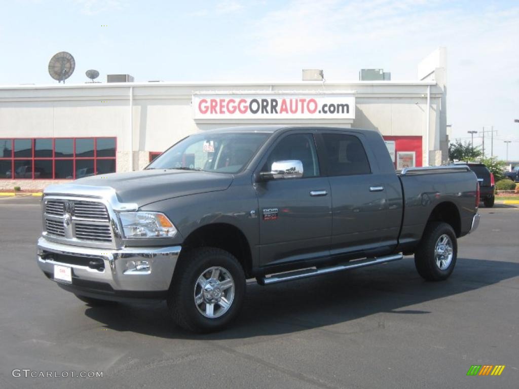 Mineral Gray Metallic Dodge Ram 2500 HD