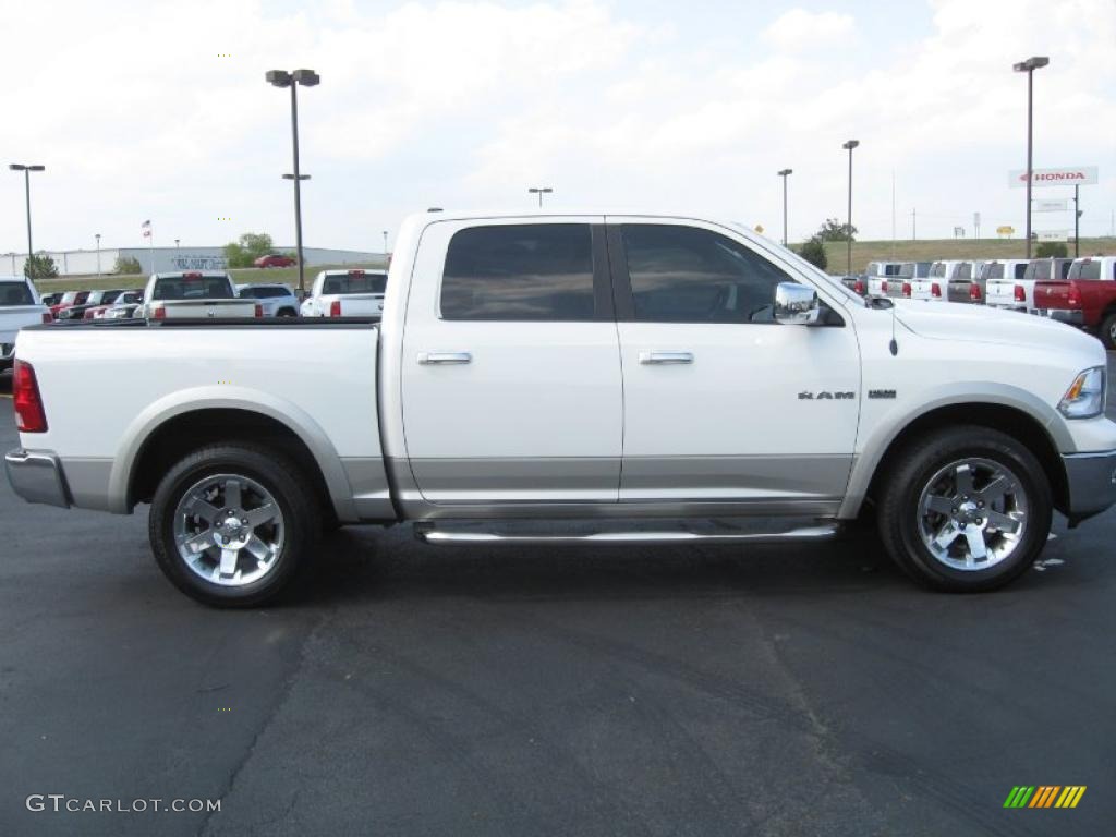 2009 Ram 1500 Laramie Crew Cab 4x4 - Stone White / Dark Slate Gray photo #4